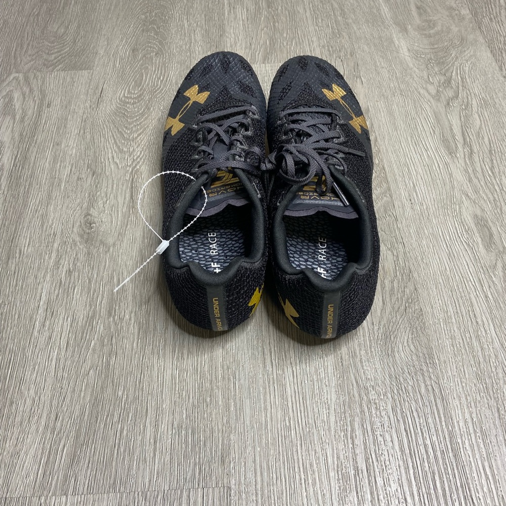 Under Armour Racing Cleats - Picture 3 of 7
